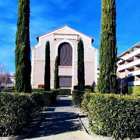 Mambrillo Parking Netflix Disney Prime Avignon Kültér fotó
