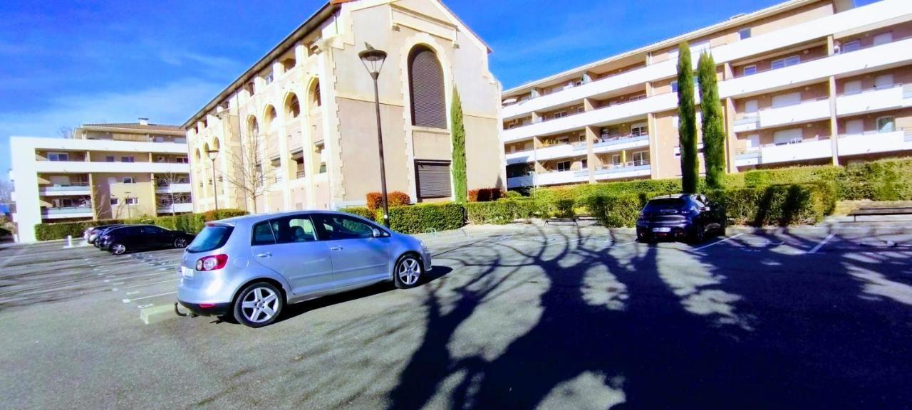 Mambrillo Parking Netflix Disney Prime Avignon Kültér fotó